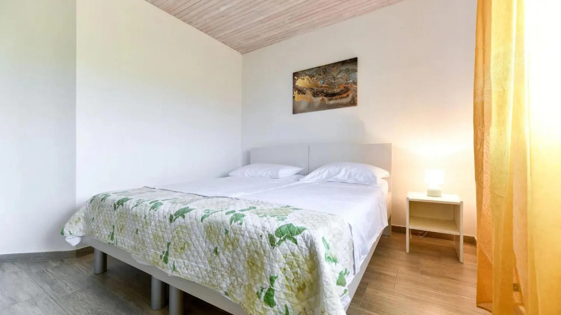 Holiday home 6 Bedroom Lovely Home In Sv, Filip I Jakov Gorica