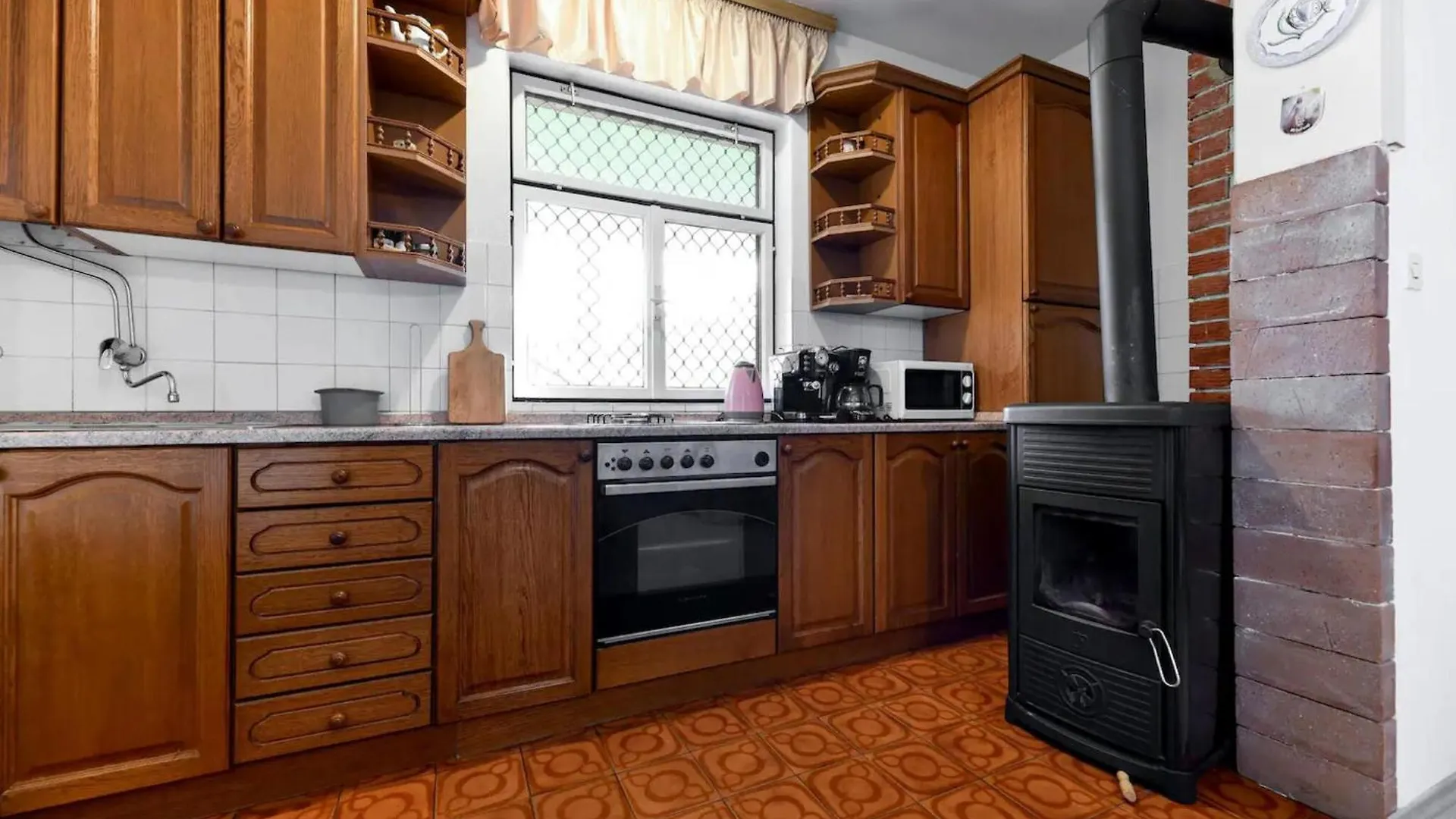 Holiday home 6 Bedroom Lovely Home In Sv, Filip I Jakov Gorica